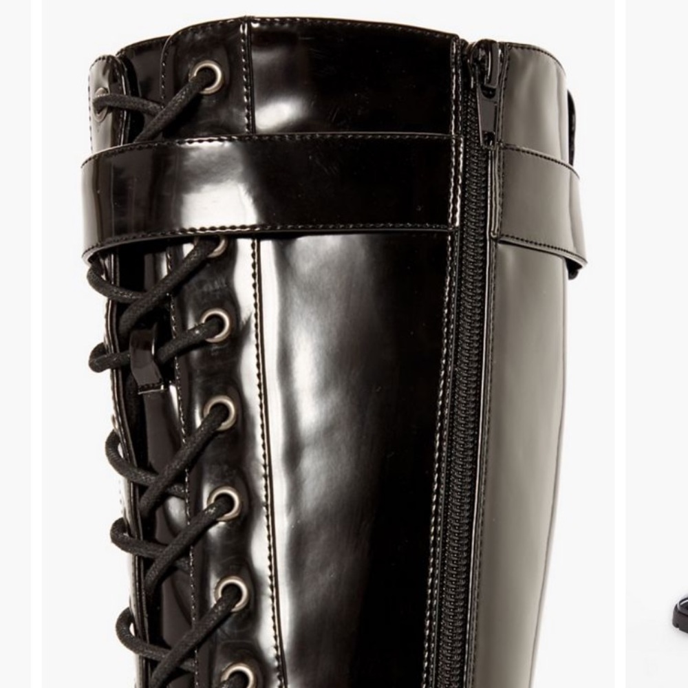 Dandrige Lace Up Combat Boot - Picture 2 of 8
